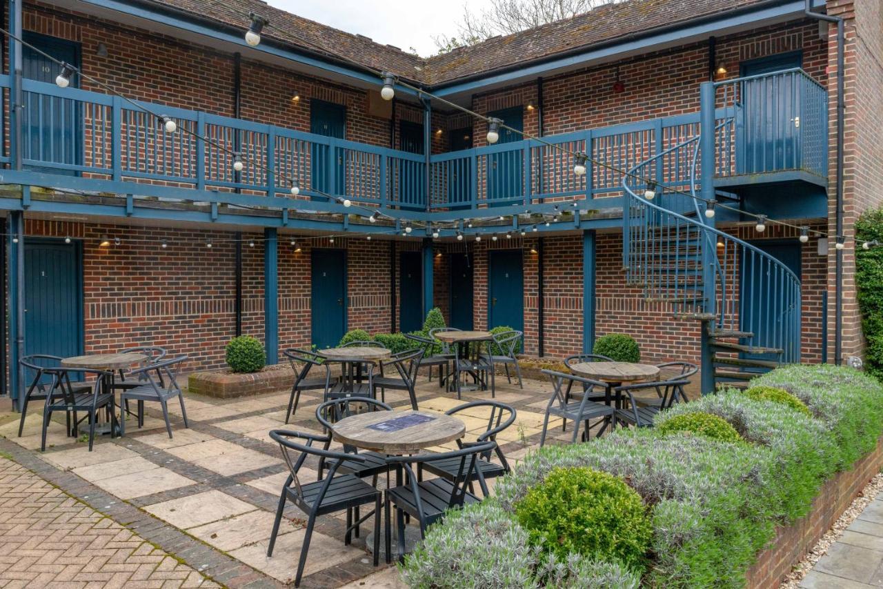 The Bird In Hand Maidenhead Exterior photo